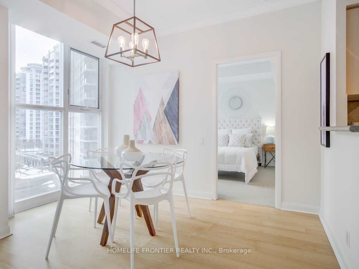 2067 Lake Shore Blvd W, #506