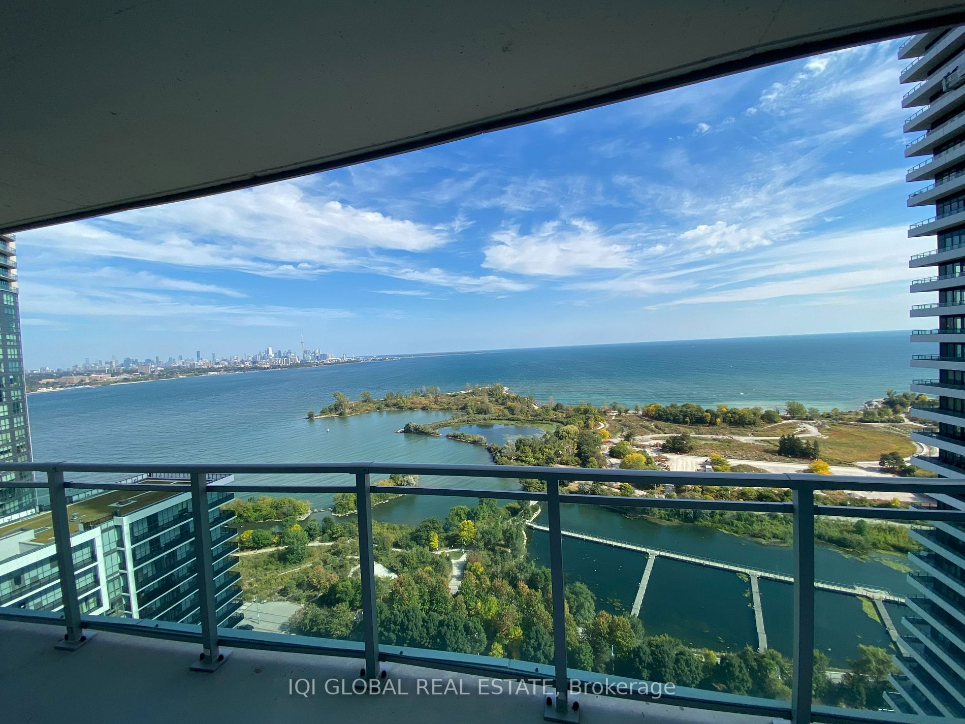 33 Shore Breeze Dr, #2509