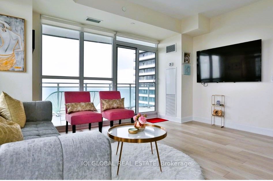 33 Shore Breeze Dr, #2509