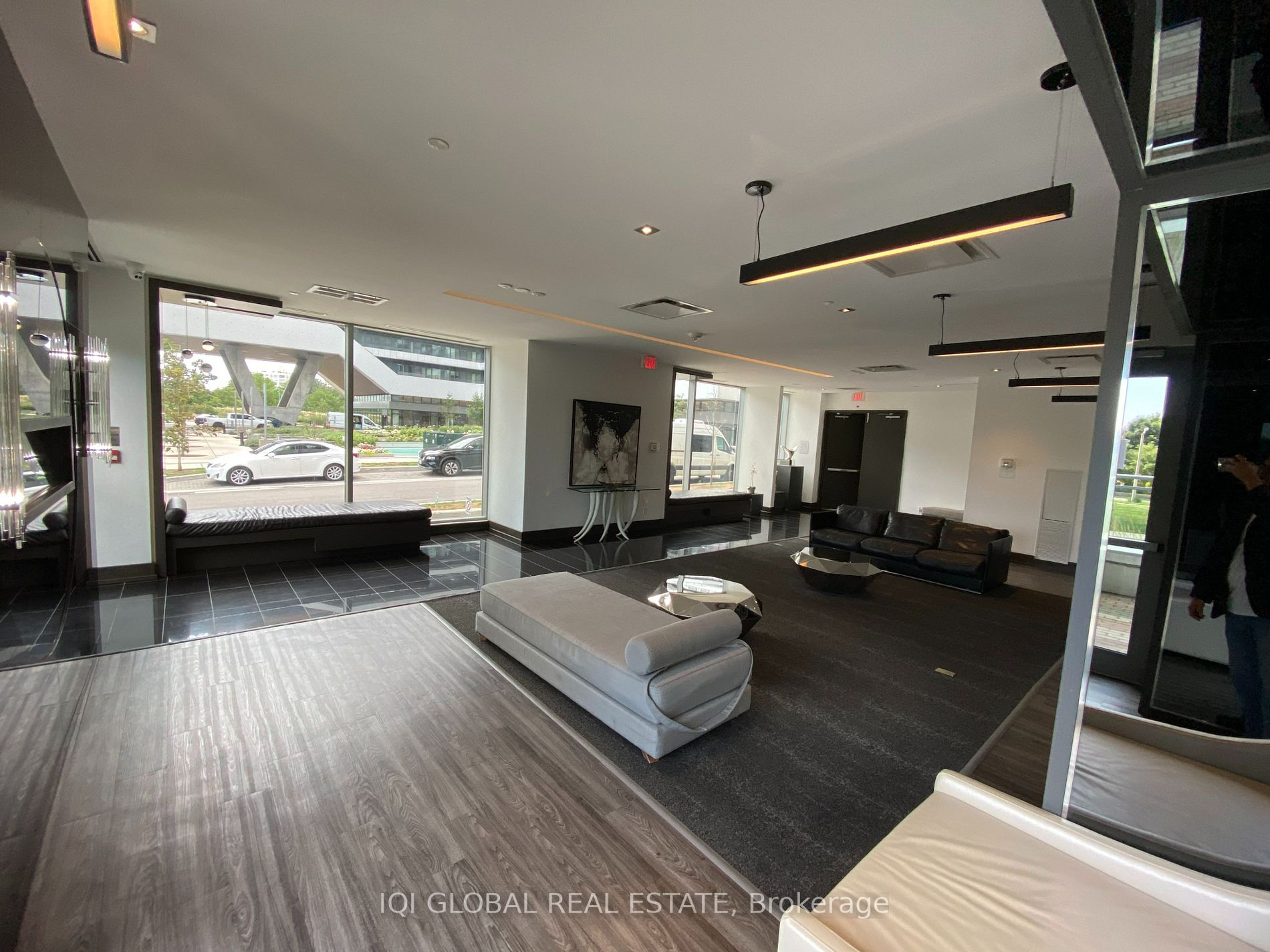 33 Shore Breeze Dr, #2509
