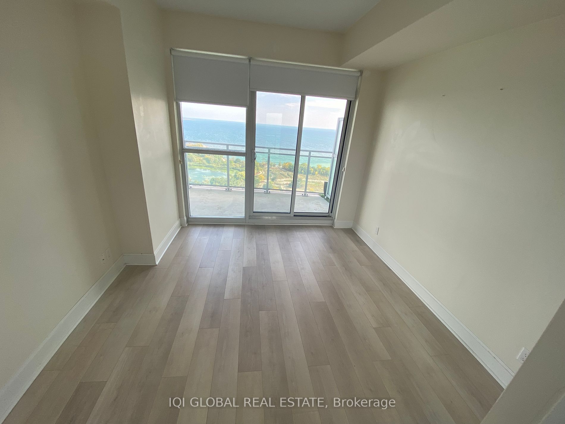 33 Shore Breeze Dr, #2509