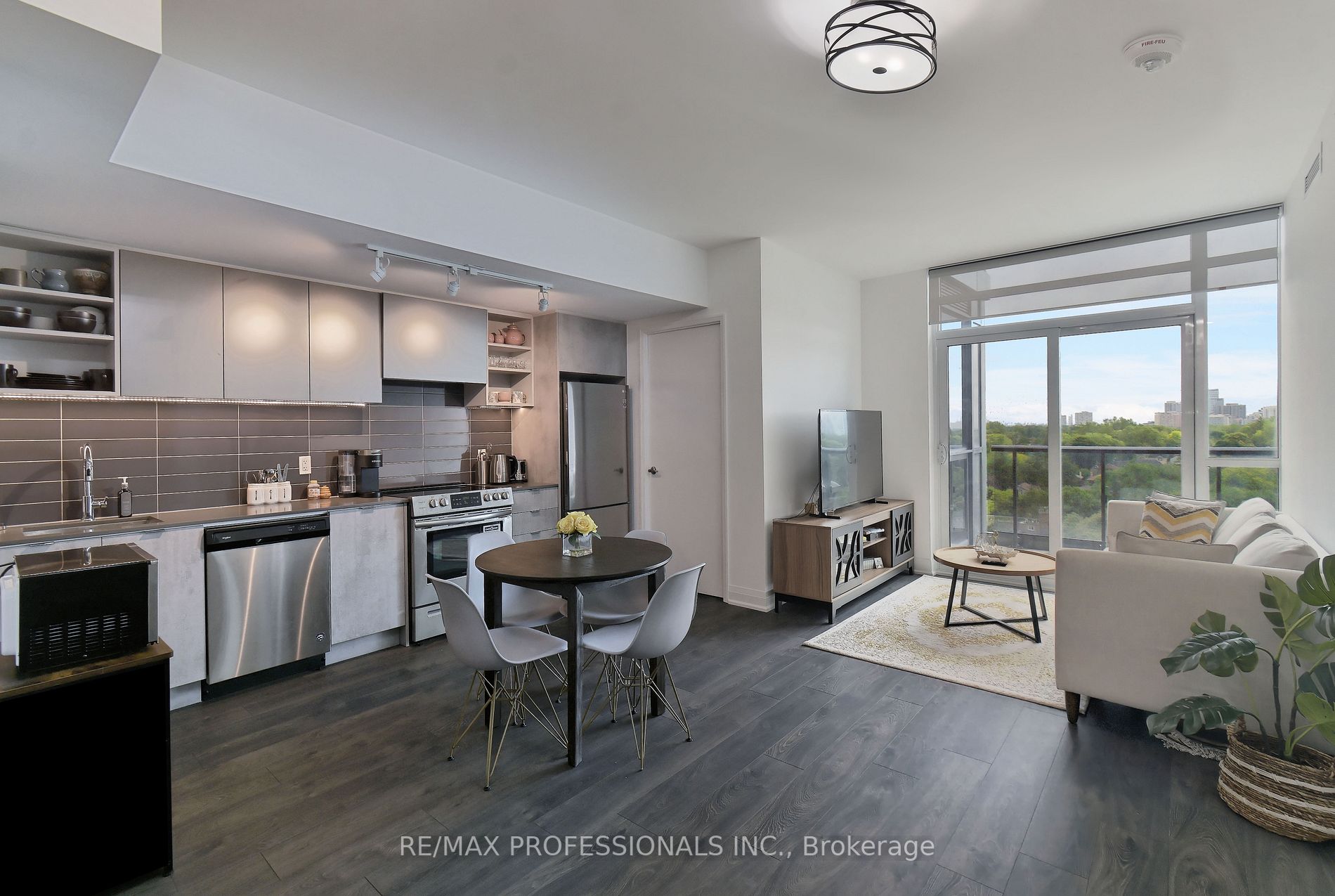 26 Gibbs Rd, #1026
