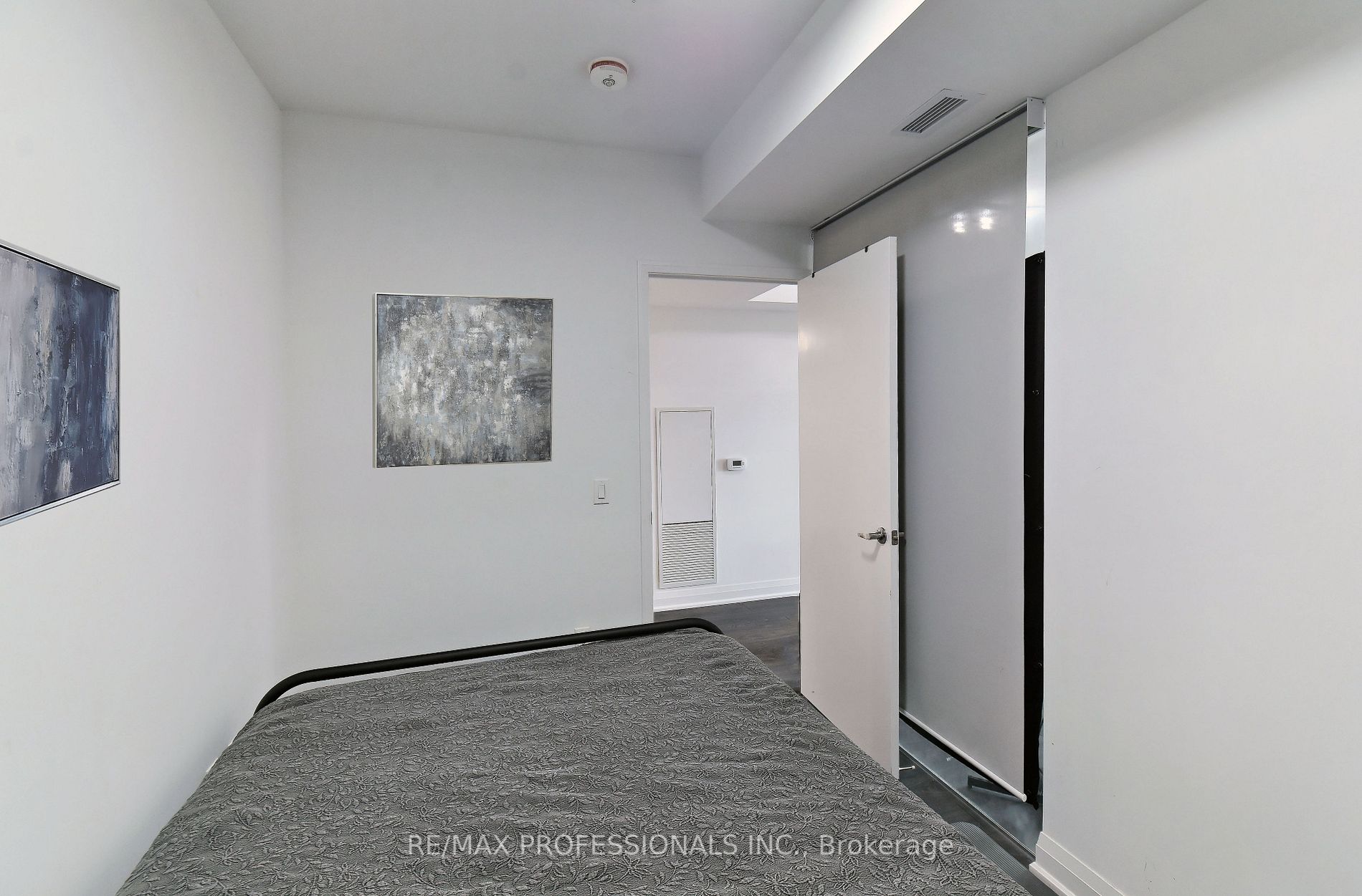 26 Gibbs Rd, #1026