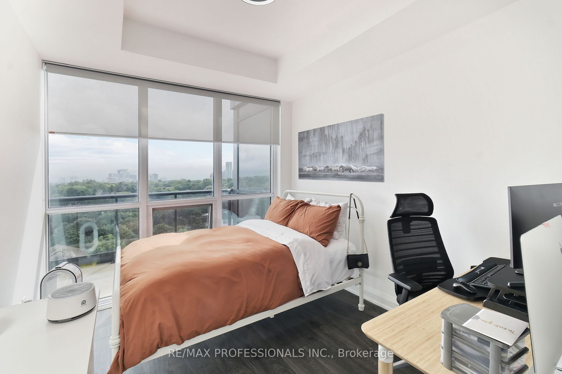 26 Gibbs Rd, #1026