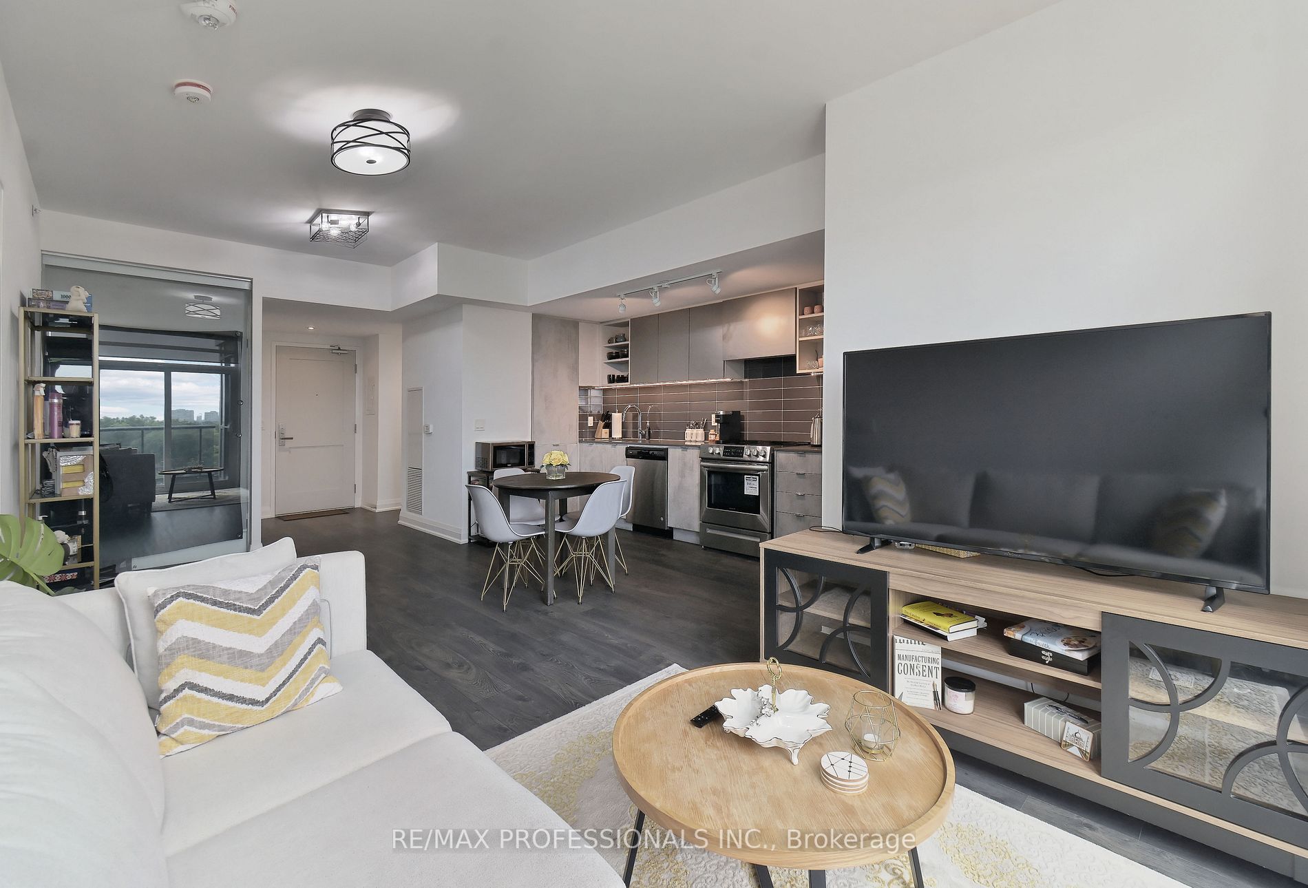26 Gibbs Rd, #1026