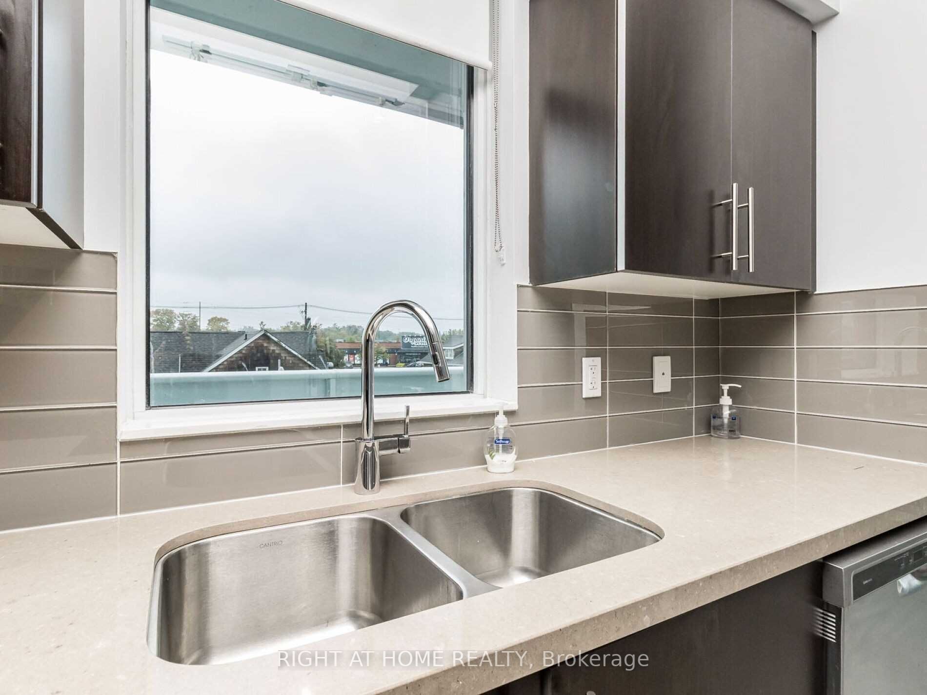 65 Speers Road, #203