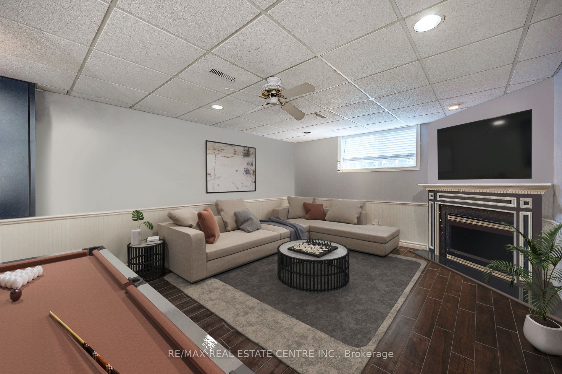 2145 Sandringham Dr