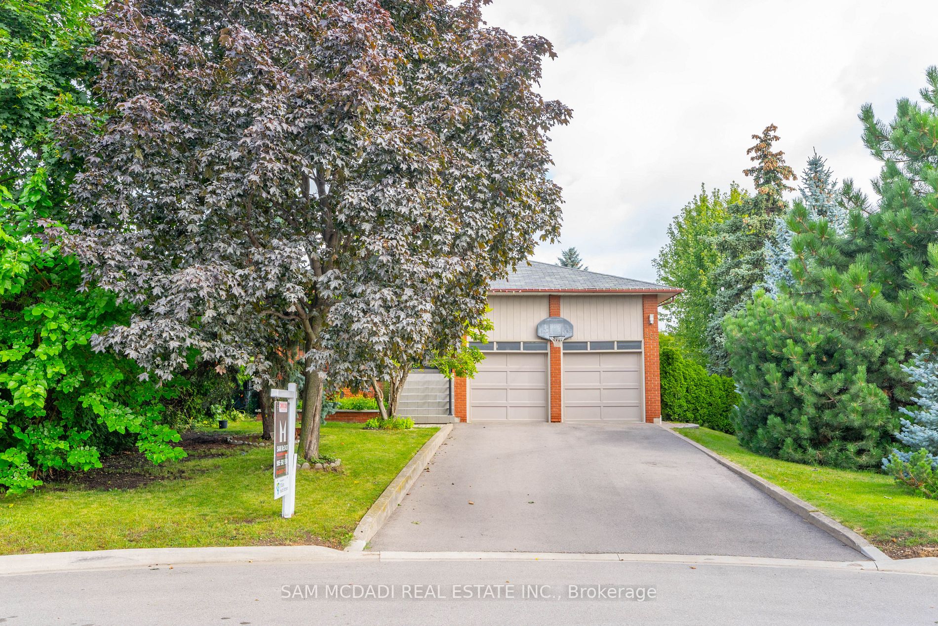 358 Janene Crt
