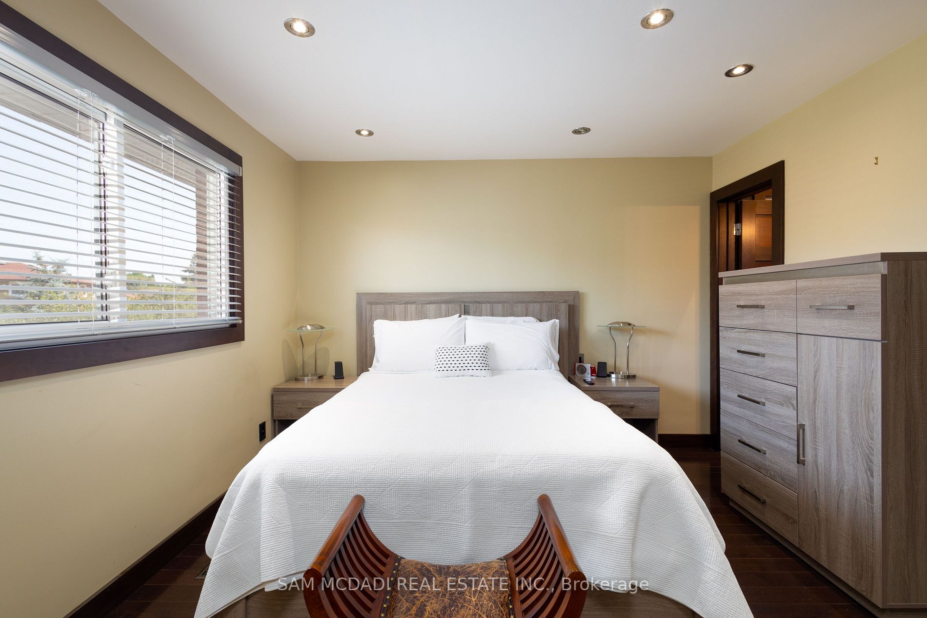 358 Janene Crt