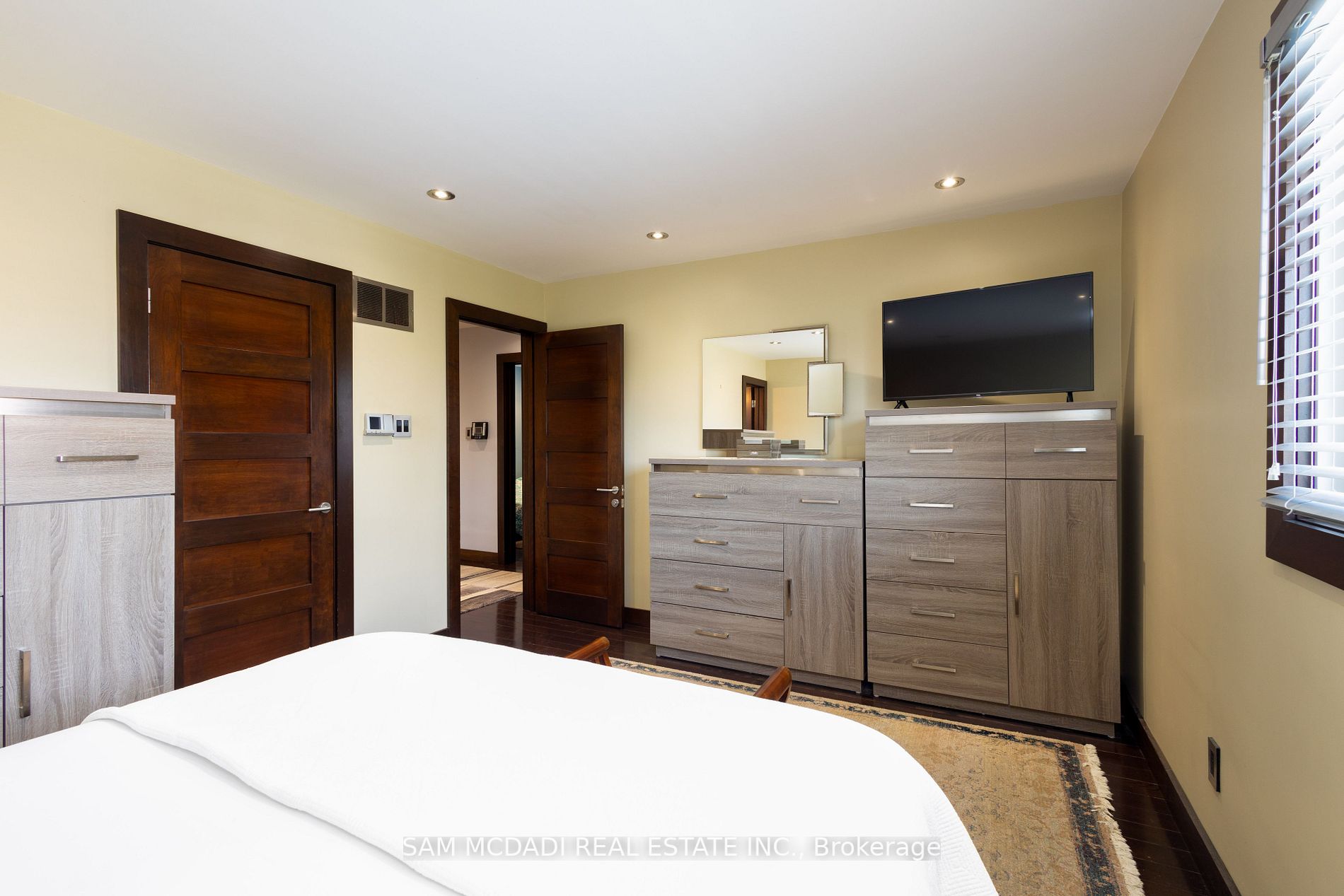 358 Janene Crt