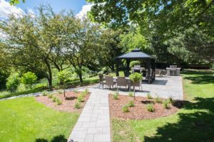 55 Kingsbridge Garden Circ, #1013