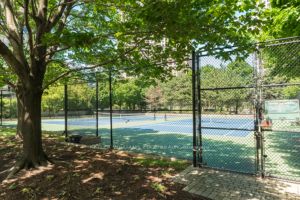 55 Kingsbridge Garden Circ, #1013