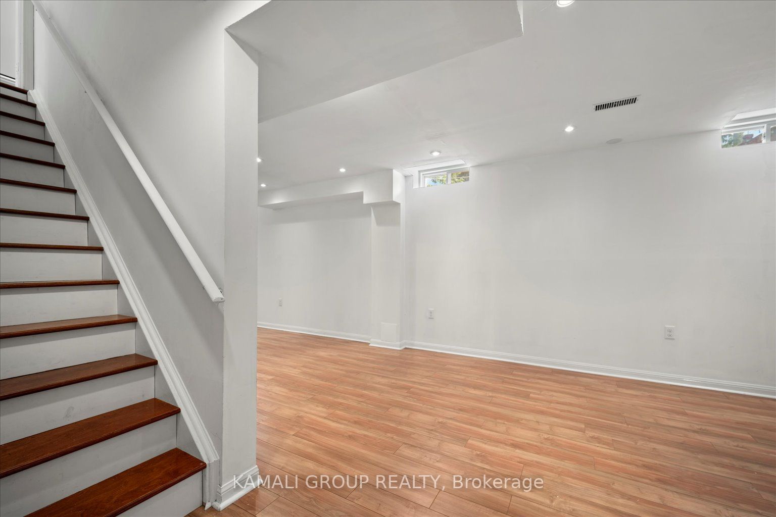 64 Allness Rd
