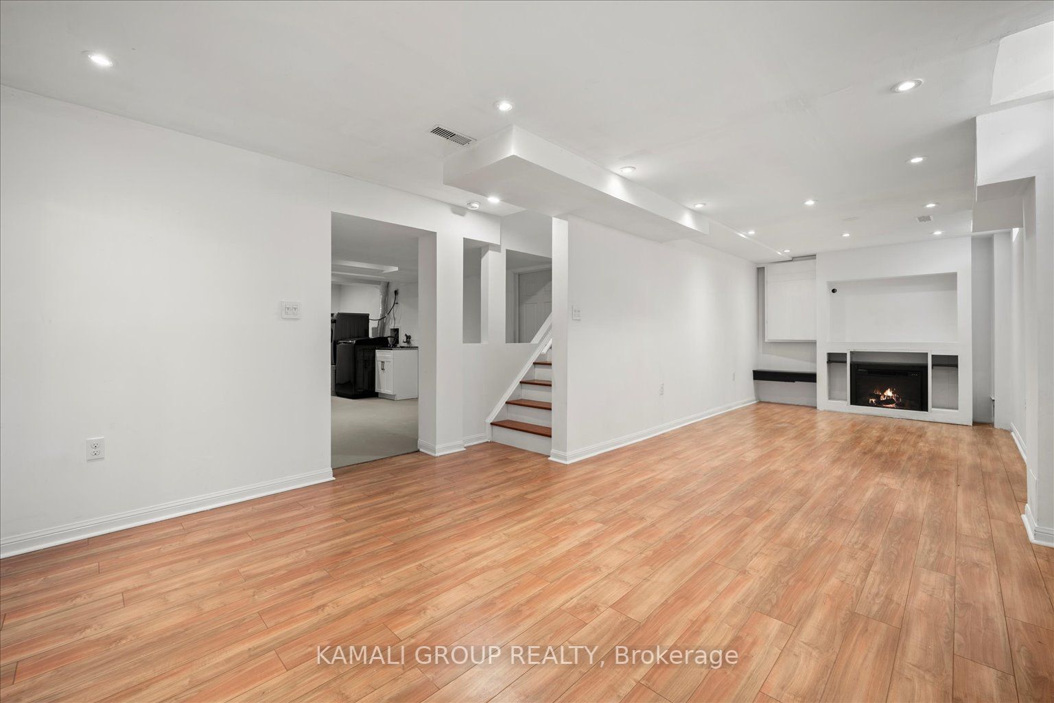 64 Allness Rd