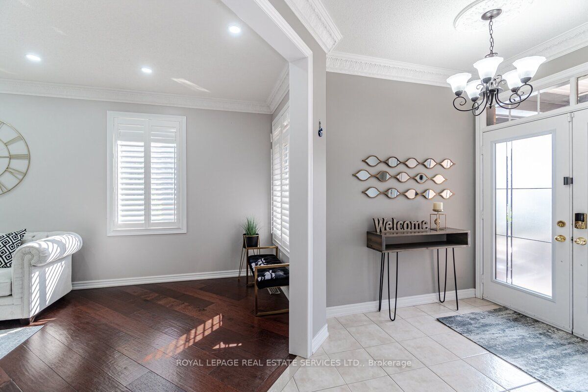 30 Messina Ave