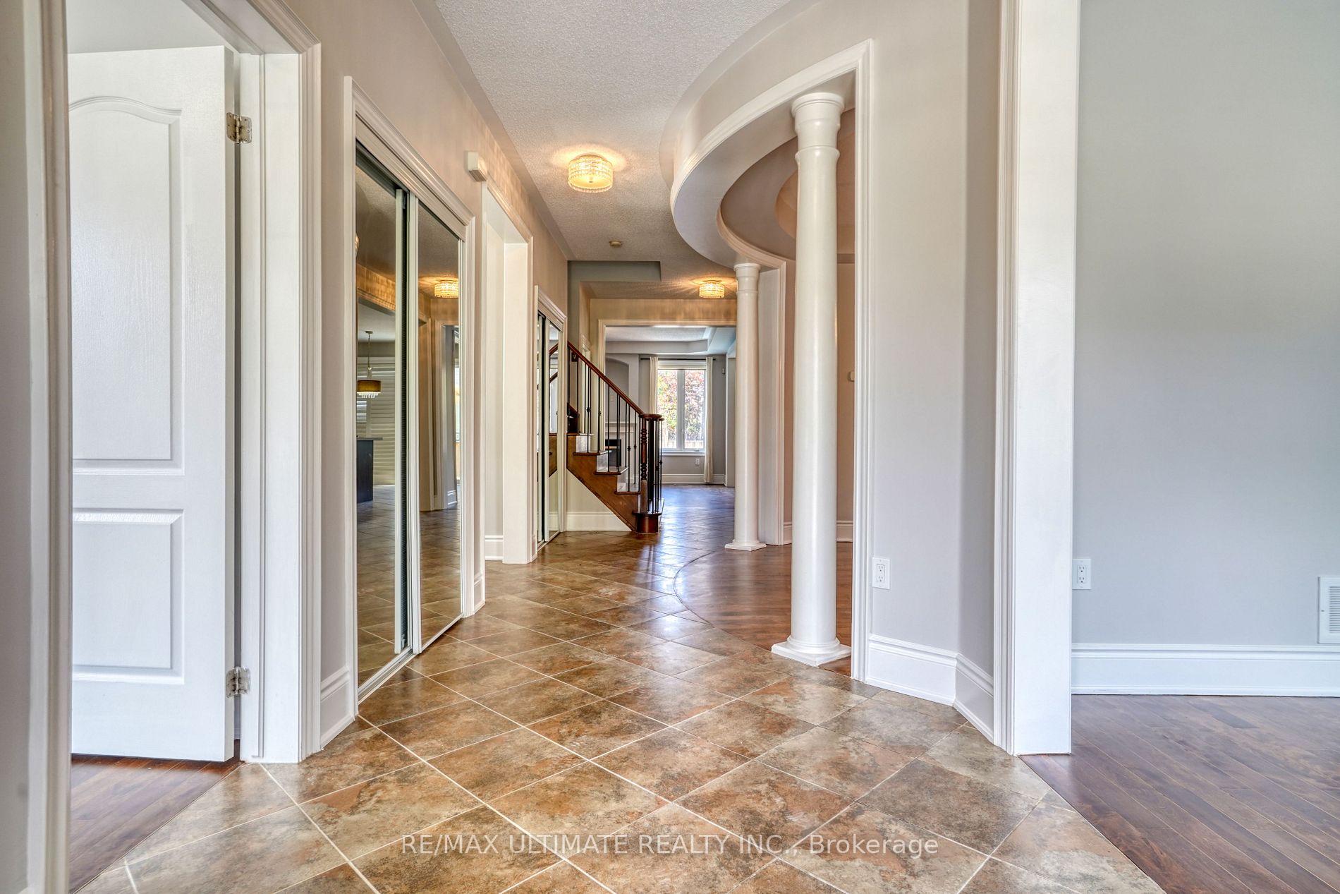 Listing W6758950 - Large Photo # 5