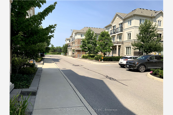 636 Evans Ave, Toronto