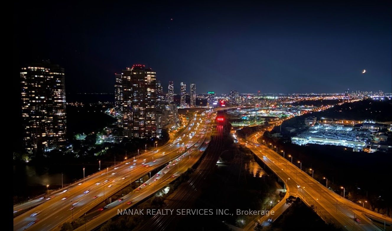 105 The Queensway Ave, #2613