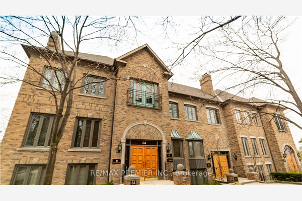 32 Village Centre Pl, Mississauga