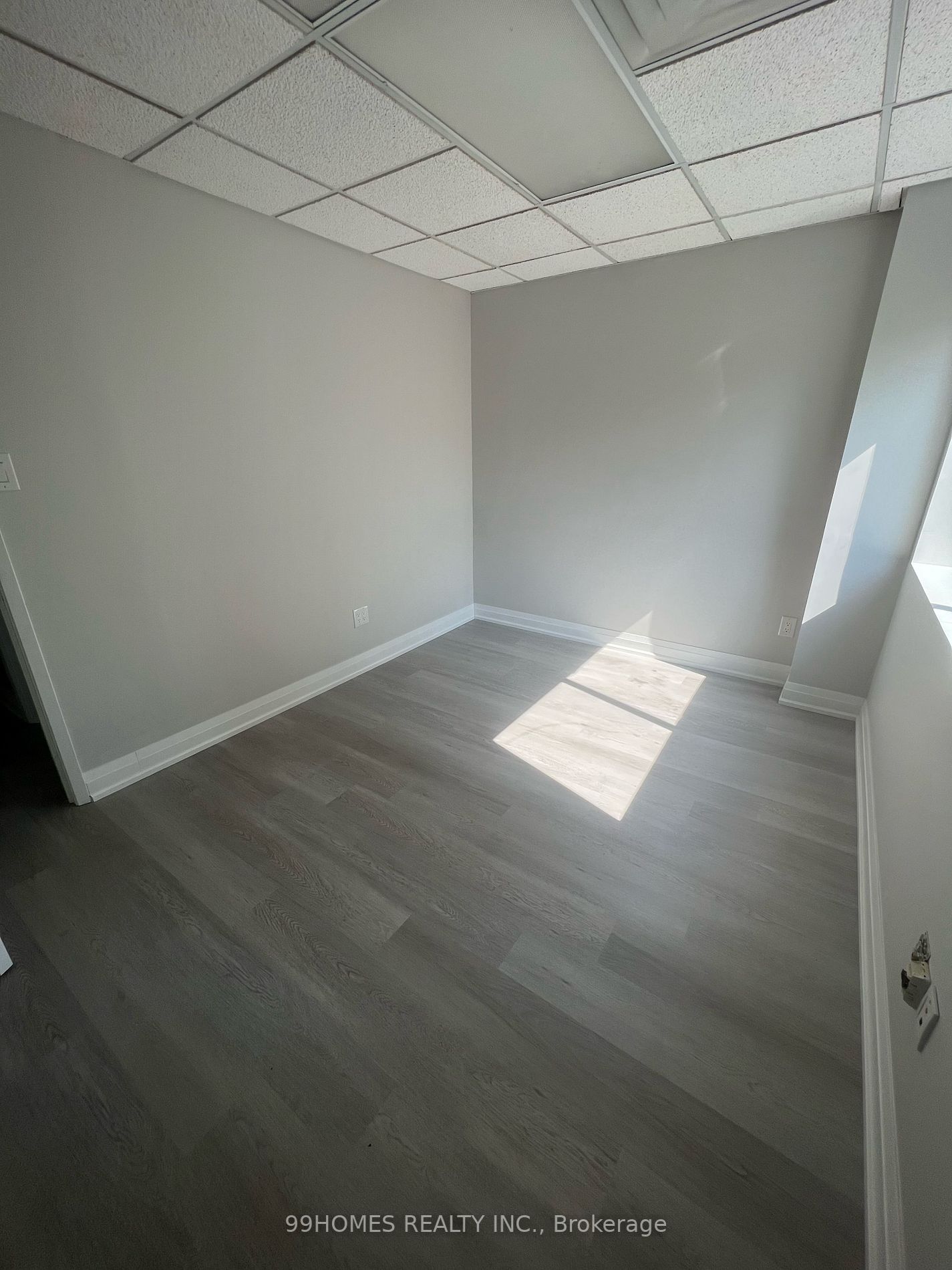 Listing W6759246 - Large Photo # 2