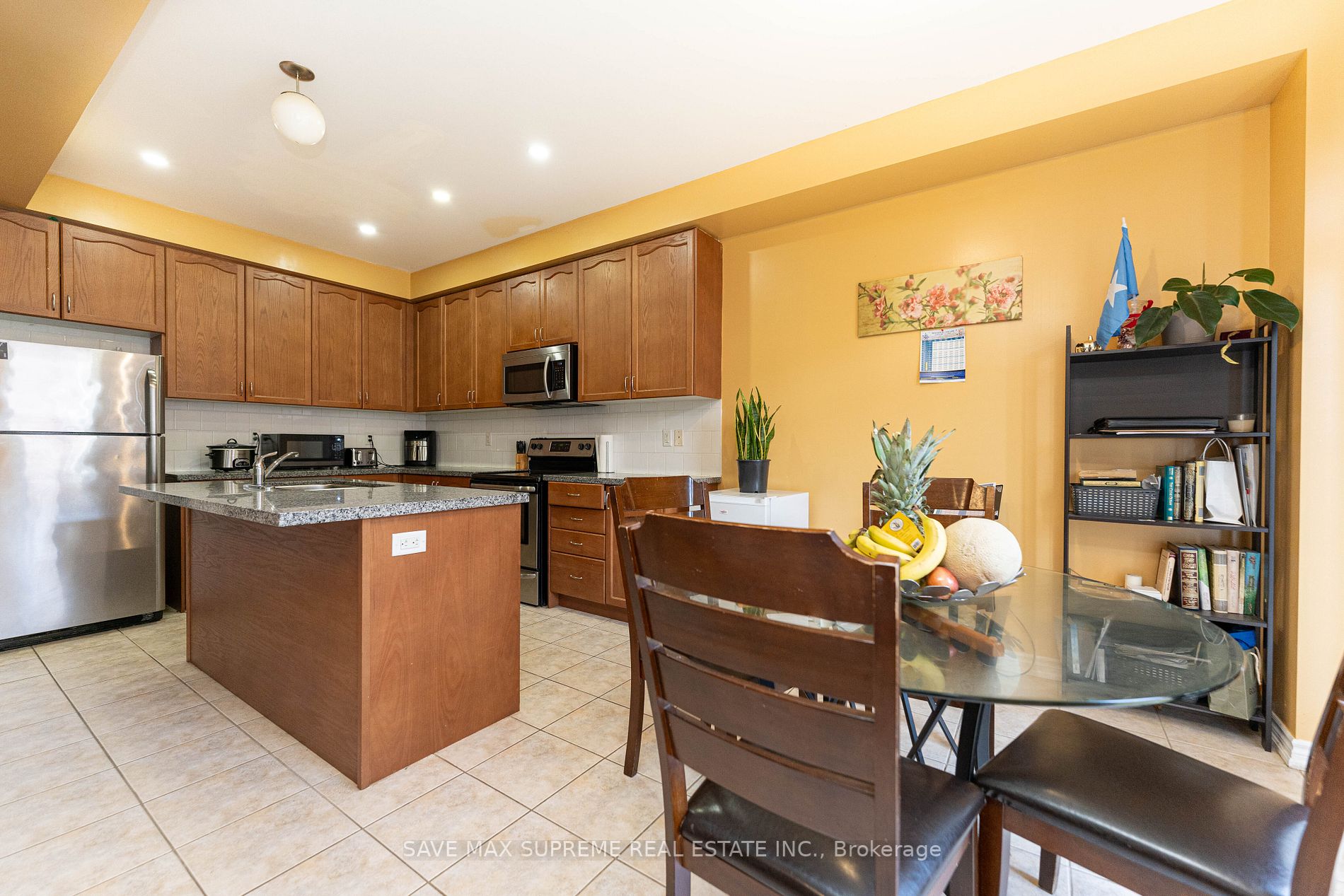 257 Robert Parkinson Dr