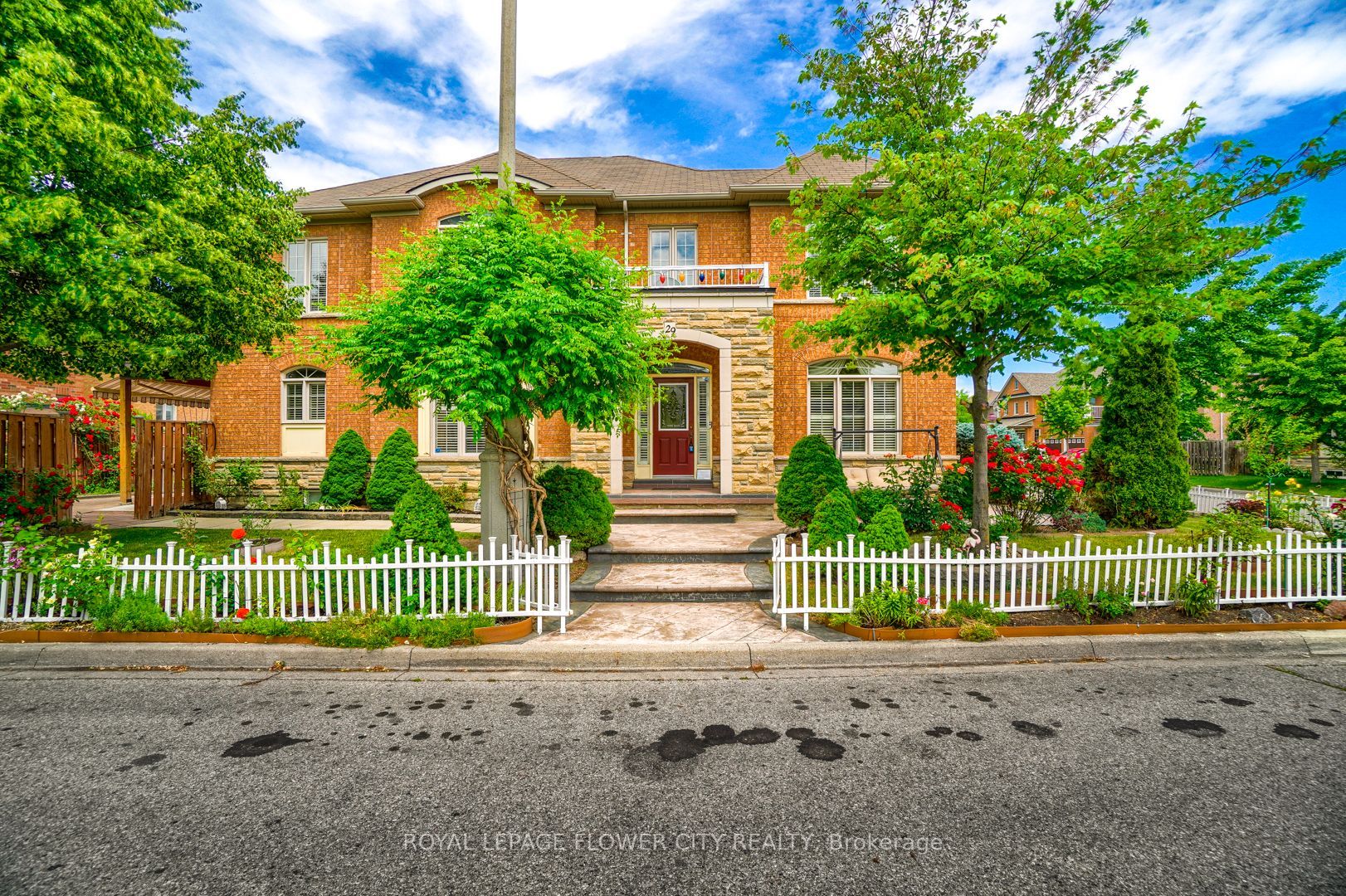 29 Long Meadow Rd