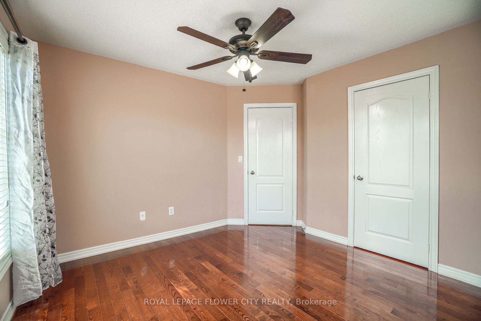 29 Long Meadow Rd