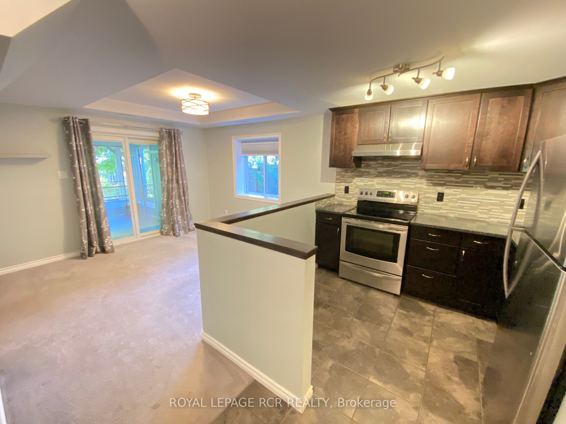 183 Elaine Dr