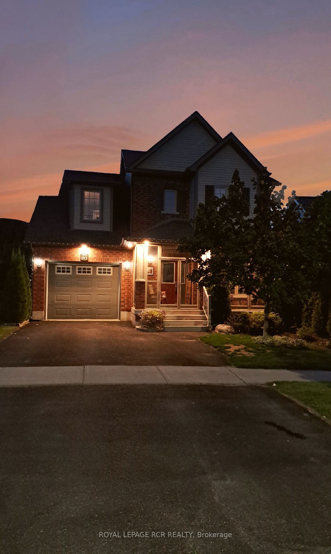 183 Elaine Dr