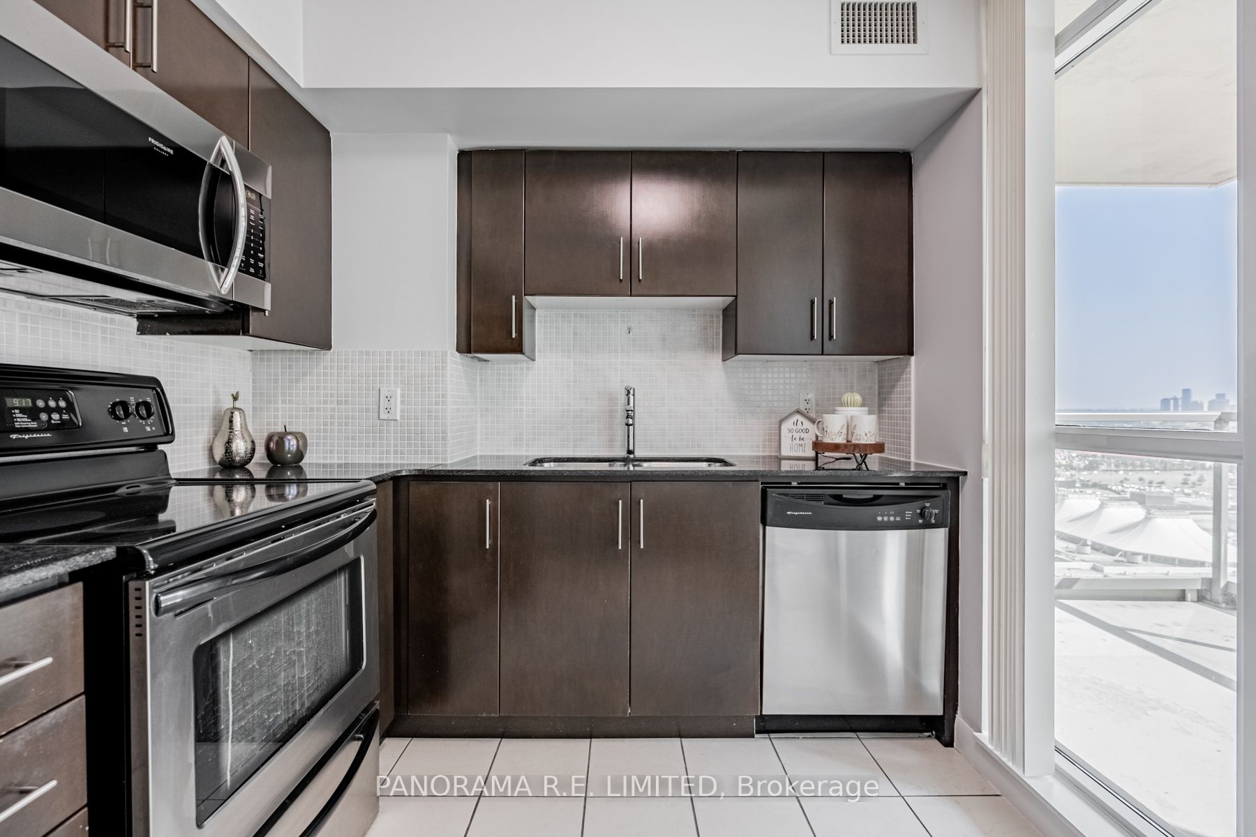 225 Sherway Gardens Rd, #2205
