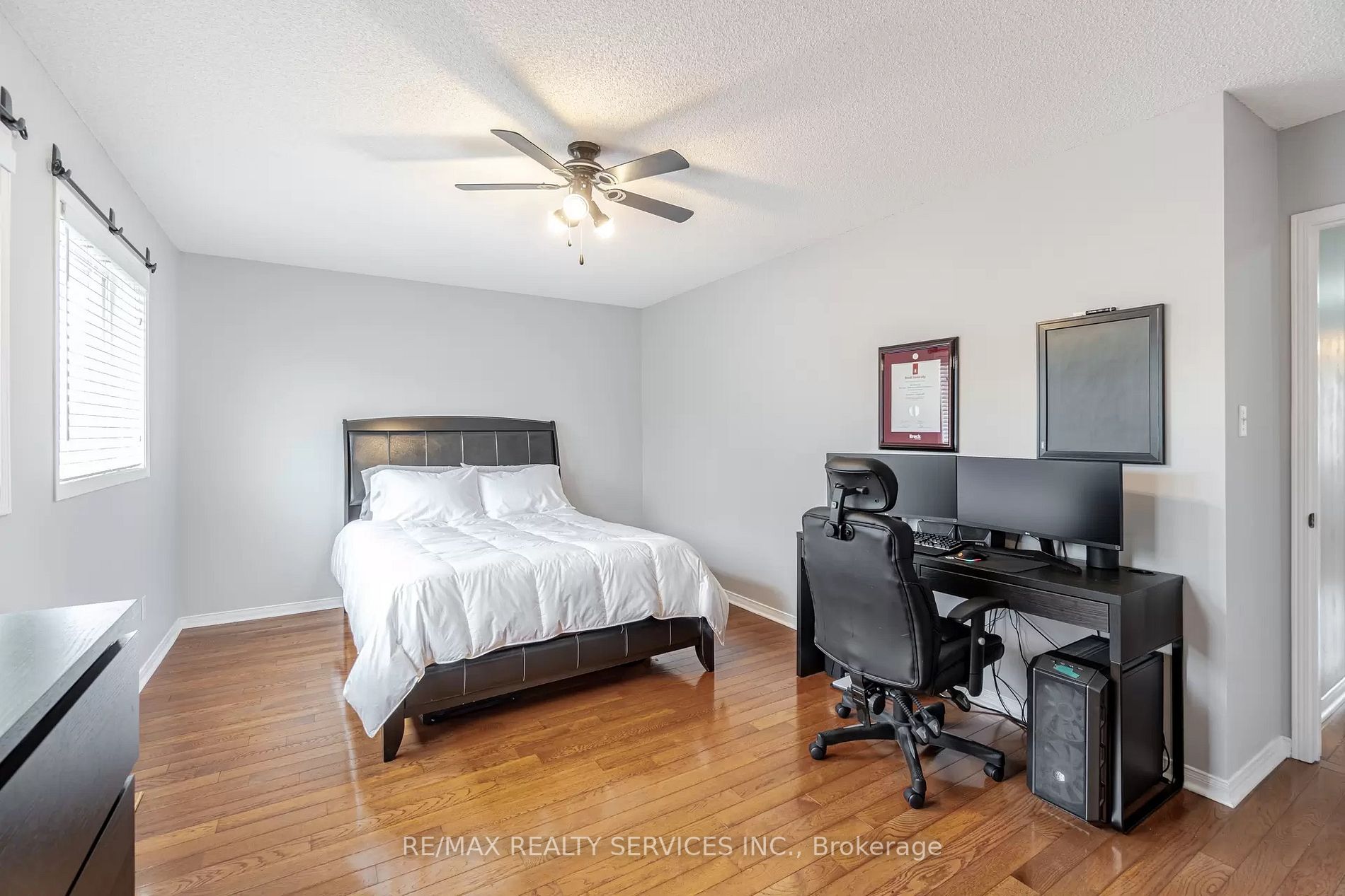 1110 Blueheron Blvd