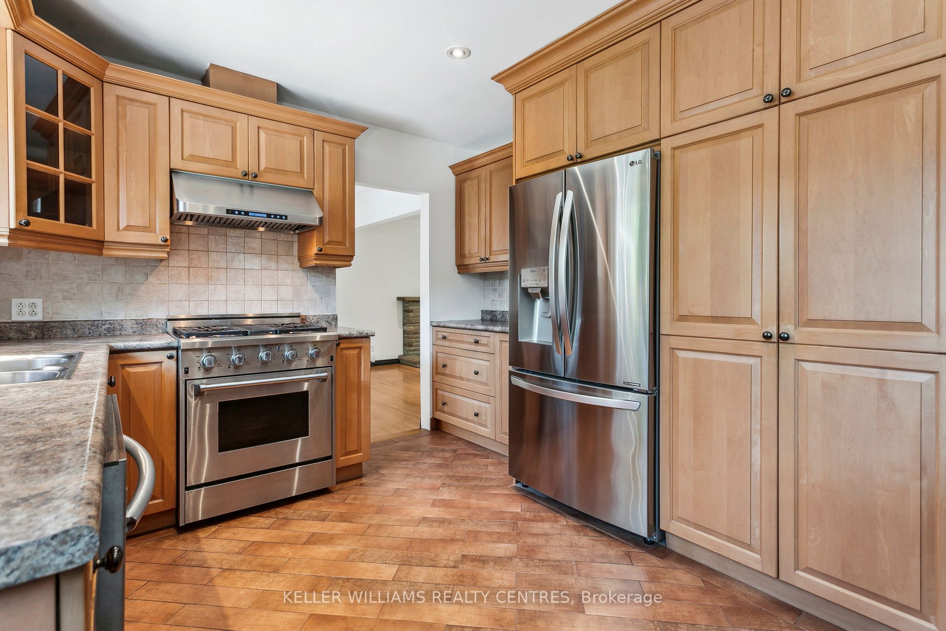 1388 Shadowa Rd