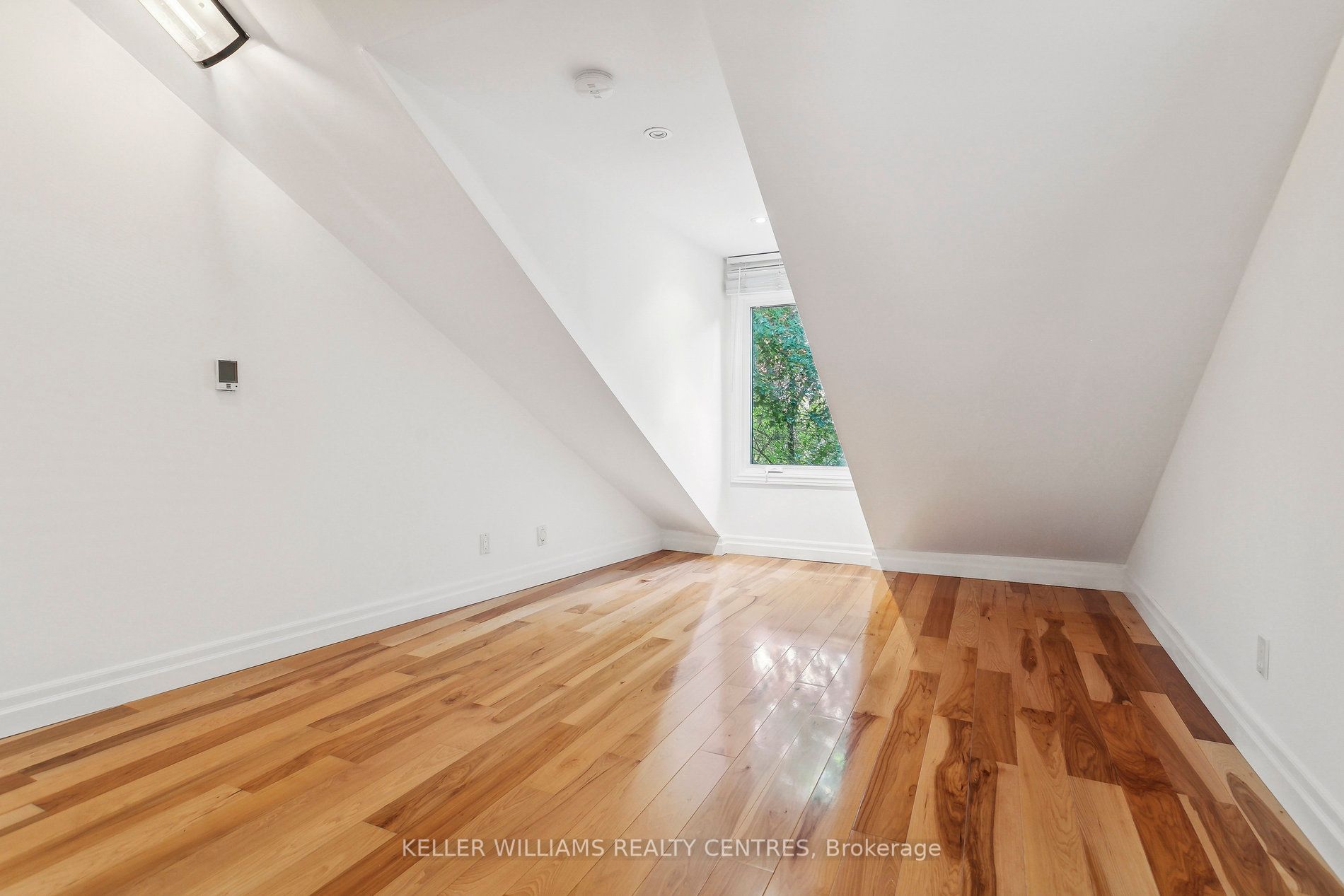 1388 Shadowa Rd