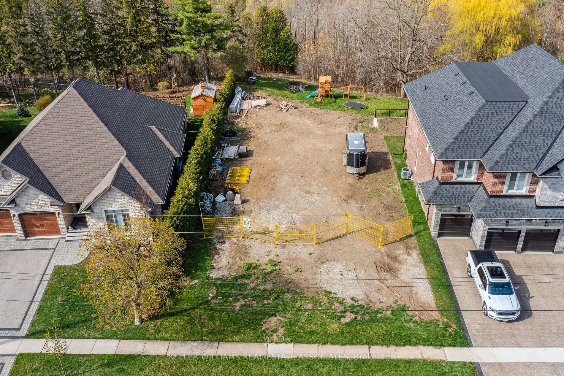 142 Rexway Dr