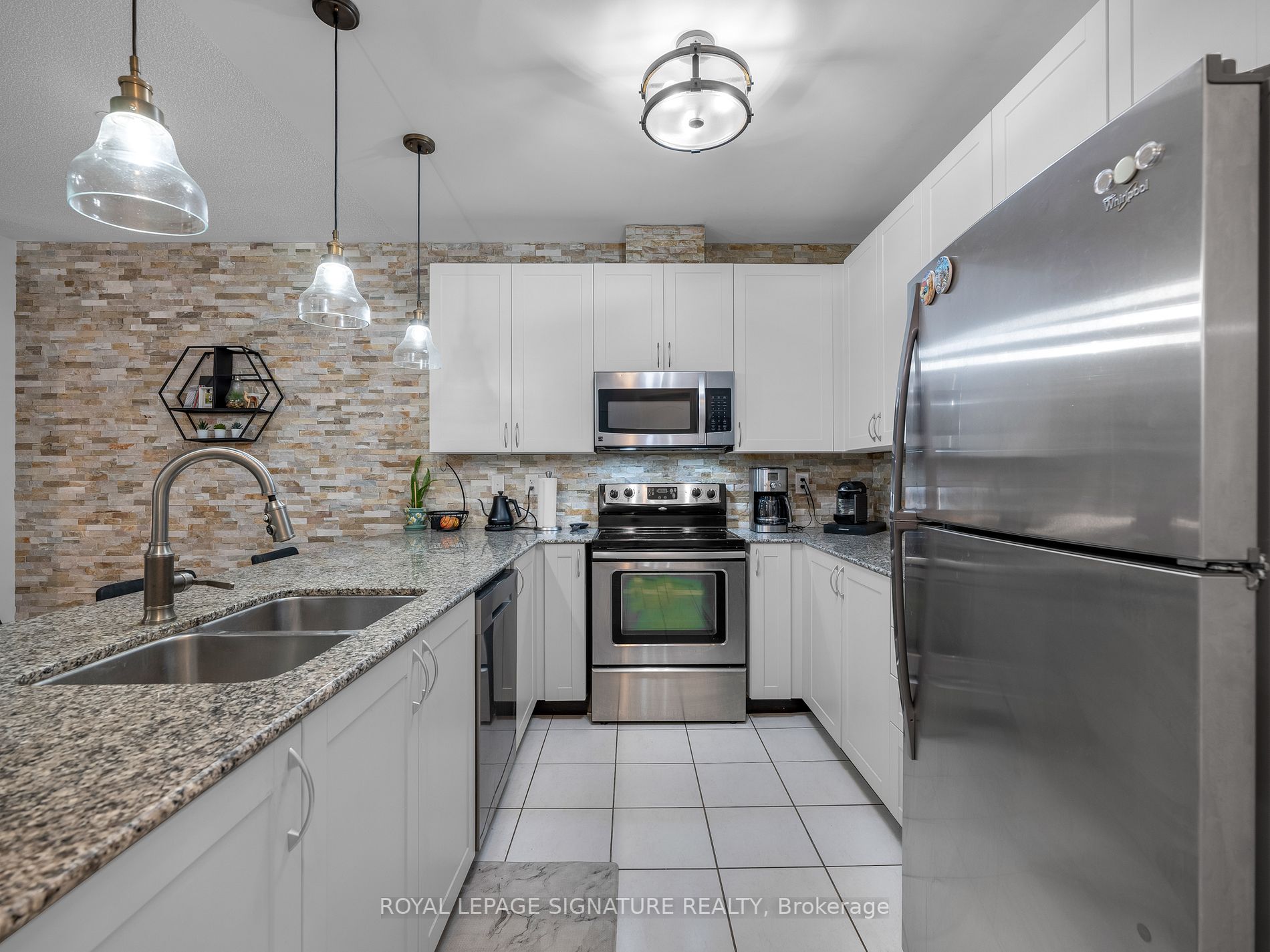 383 Main St E, #114