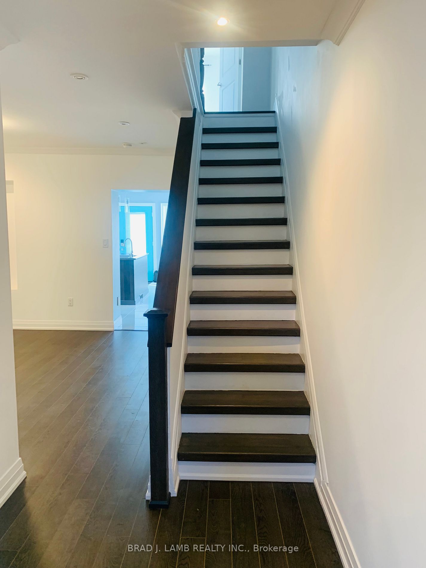 258 Weston Rd