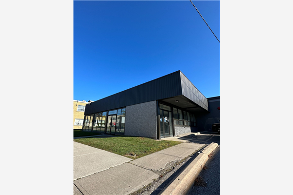 35 Dufflaw Rd, Toronto