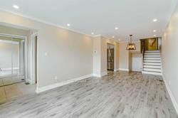 3385 Ellengale (Upper) Dr