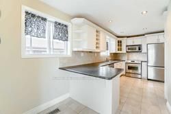 3385 Ellengale (Upper) Dr