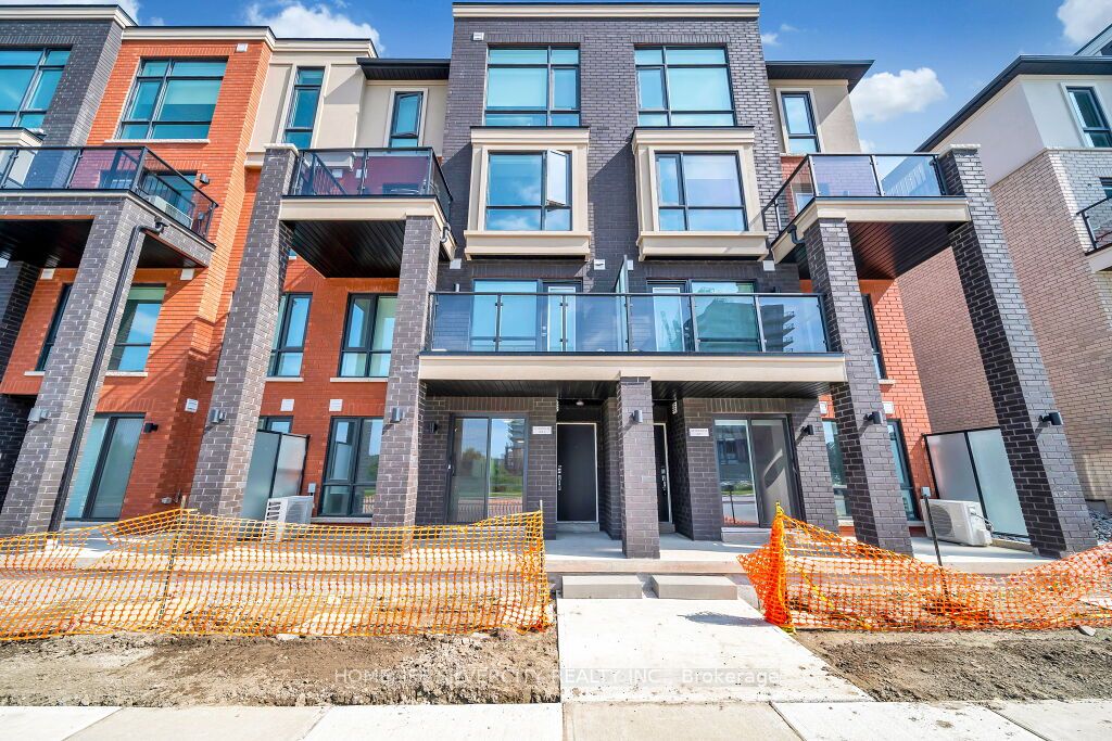 195 Veterans Dr, #5