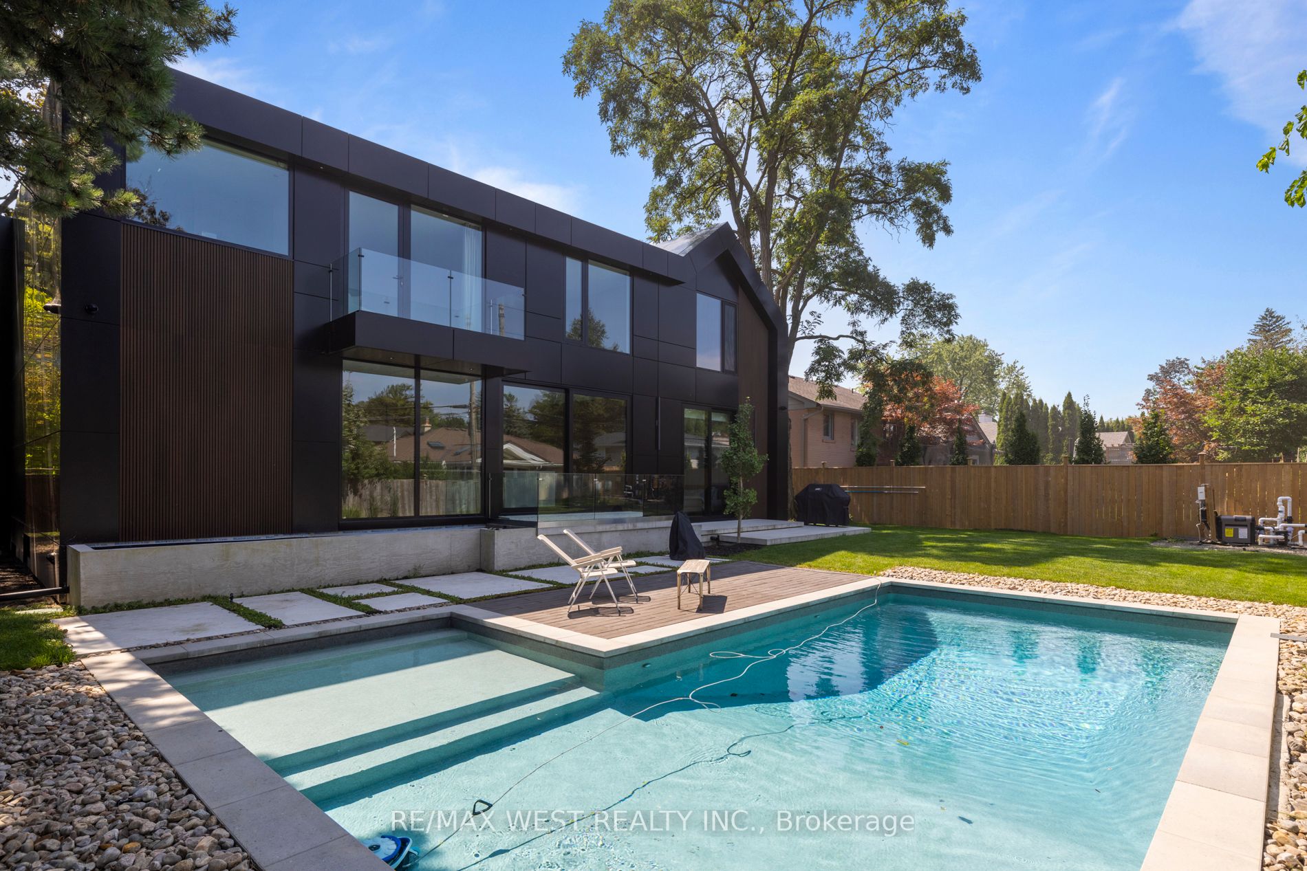 38 Ravensbourne Cres