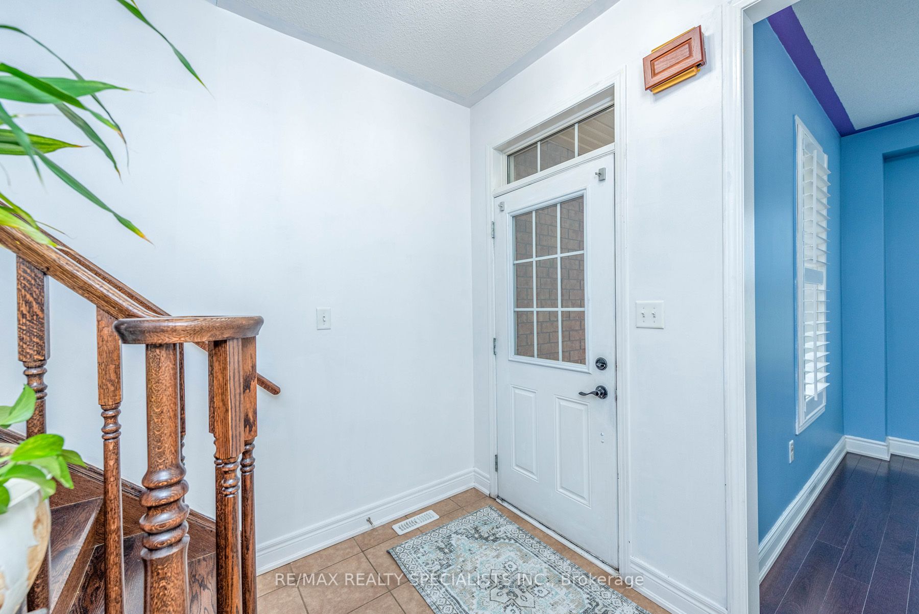 42 Lesabre Cres