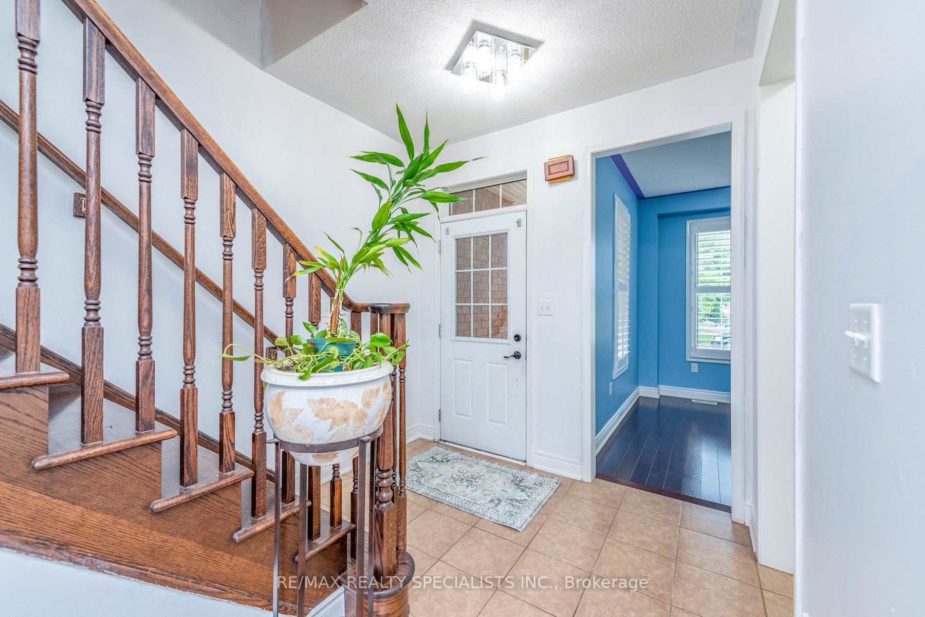 42 Lesabre Cres