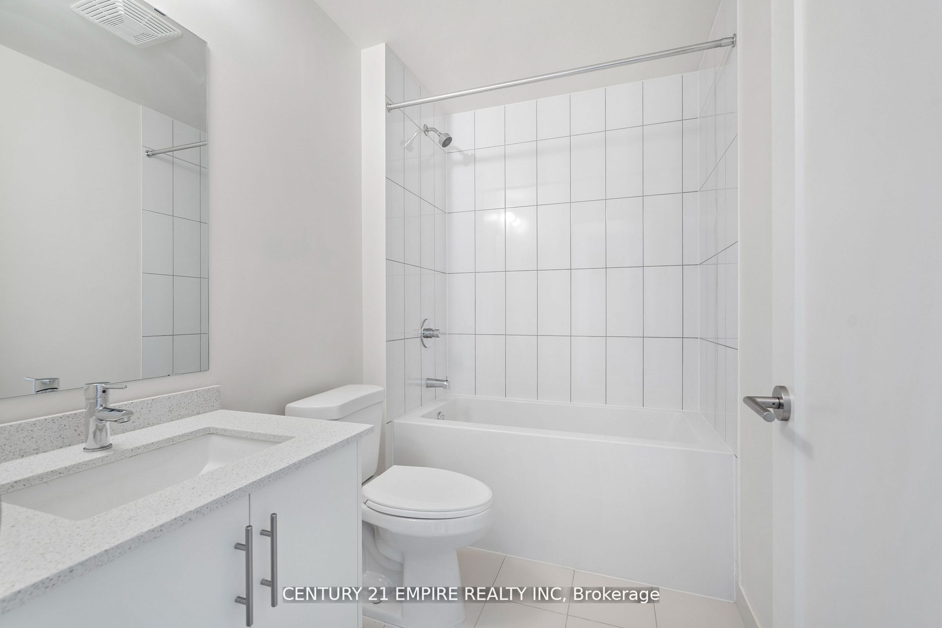 509 Dundas Street, #306