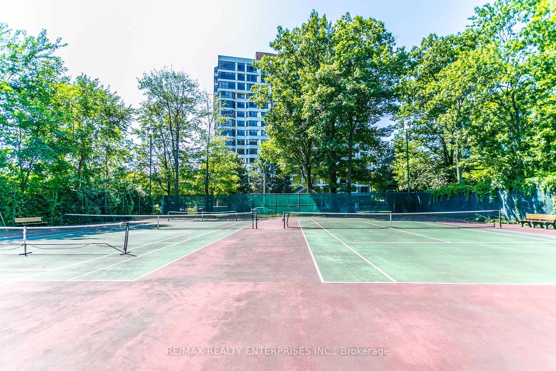 1110 Walden Circ, #208