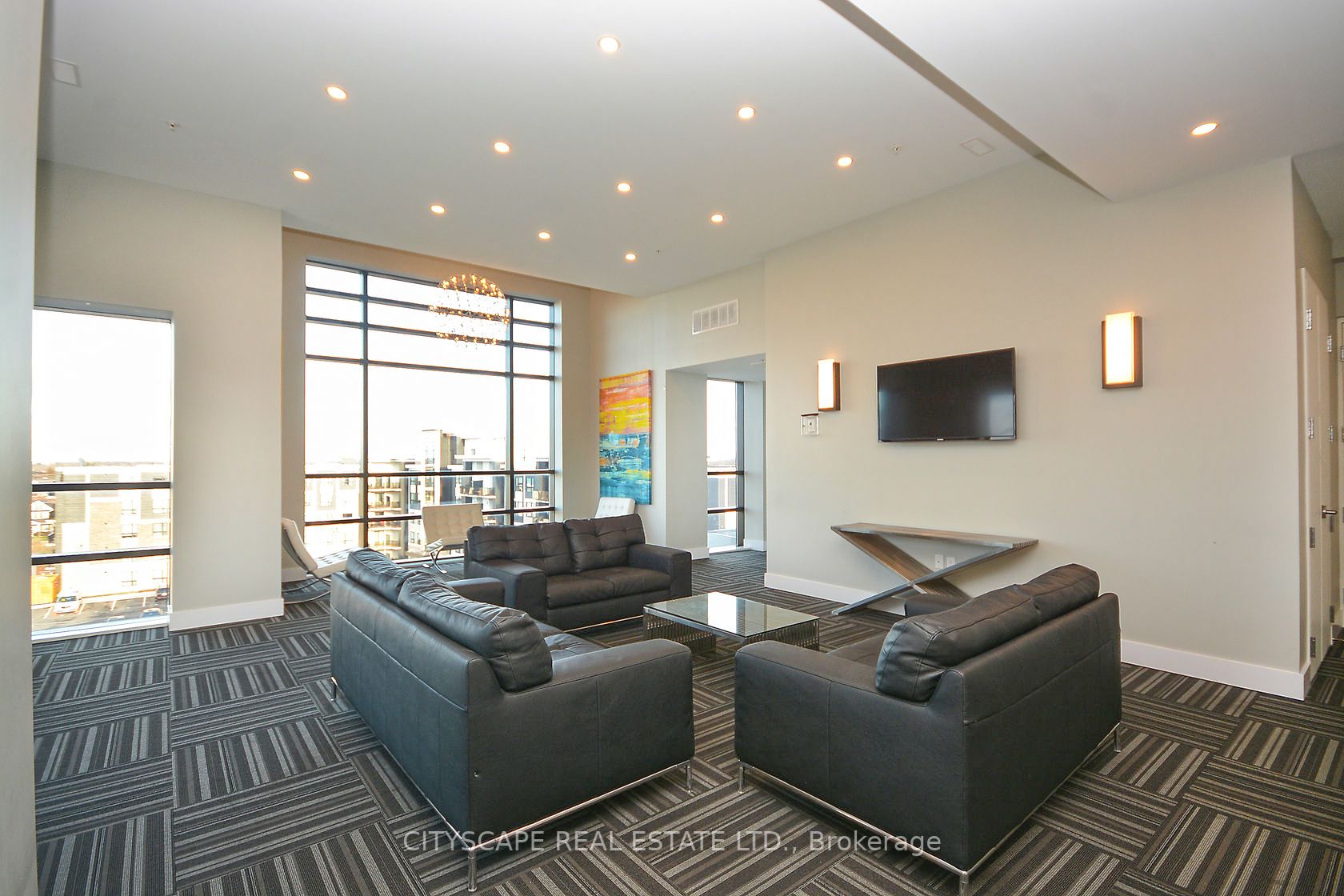 640 Sauve Street, #204