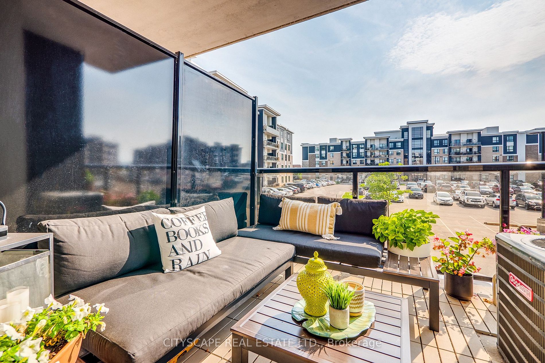 640 Sauve Street, #204