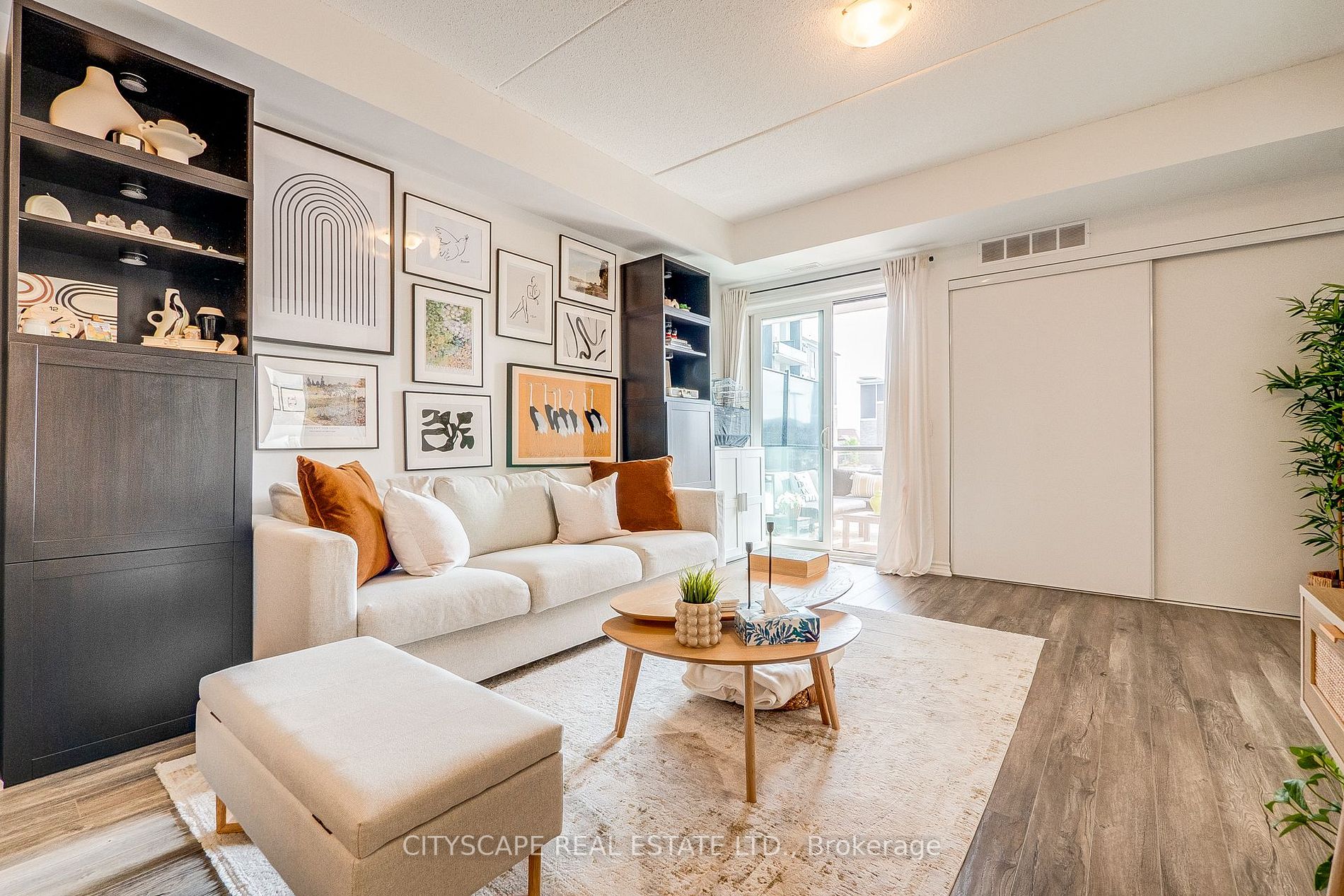 640 Sauve Street, #204