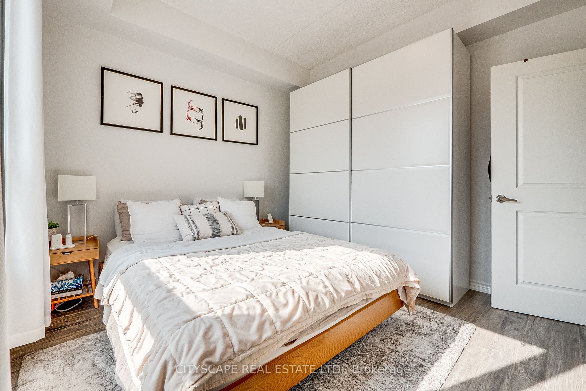 640 Sauve Street, #204