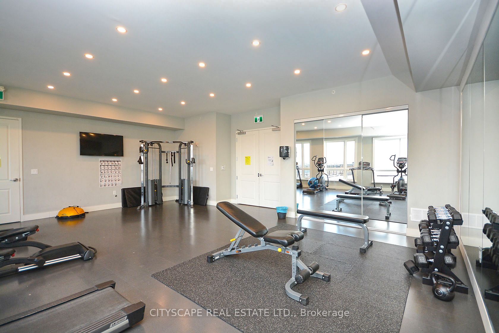 640 Sauve Street, #204